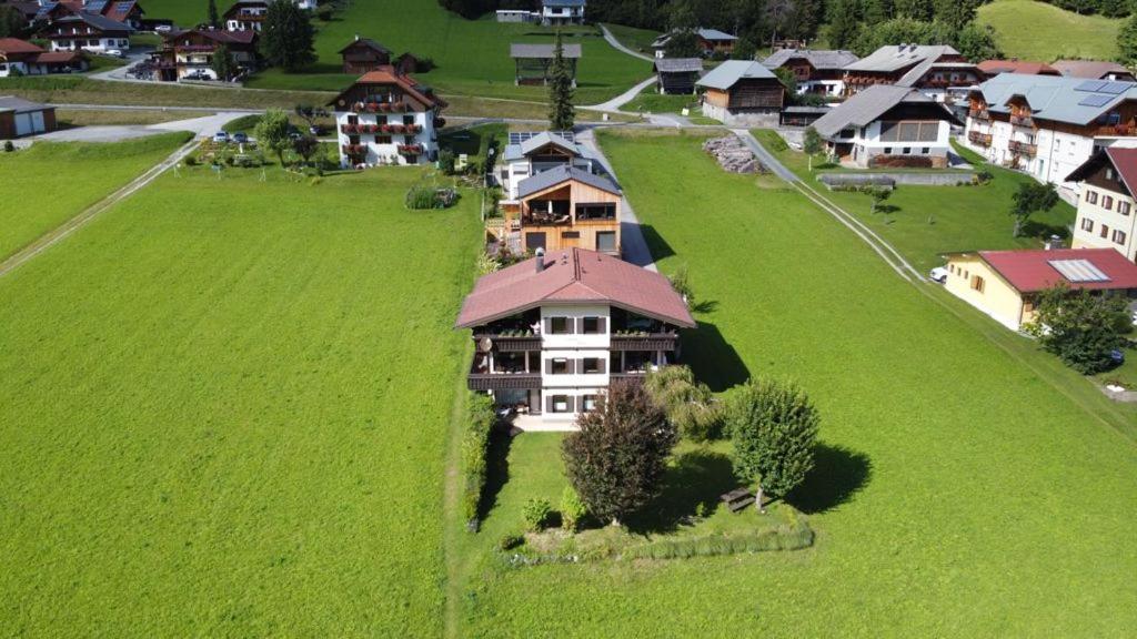Seehaus Verena Weissensee Exterior photo